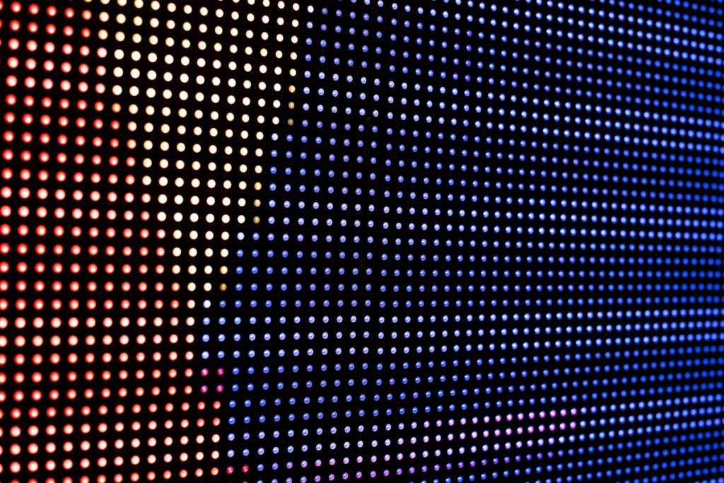 Светодиодный экран для офиса и мероприятий: как выбрать LED-стену в 2026