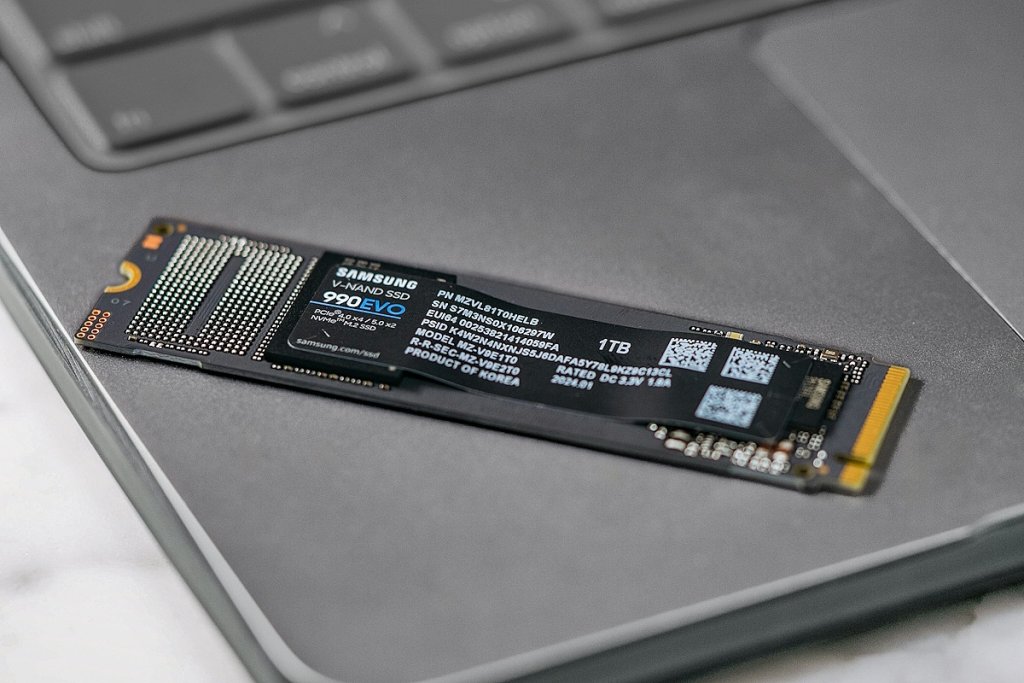 Какой объем SSD выбрать в 2026 году: 500 ГБ, 1 ТБ или 2 ТБ
