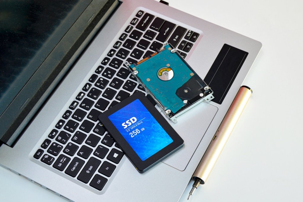 Как выбрать SSD-диск для компьютера или ноутбука