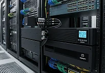 Изображение новости ИБП 10 кВт: рейтинг 2026 года по схемам резервирования и обслуживаемости